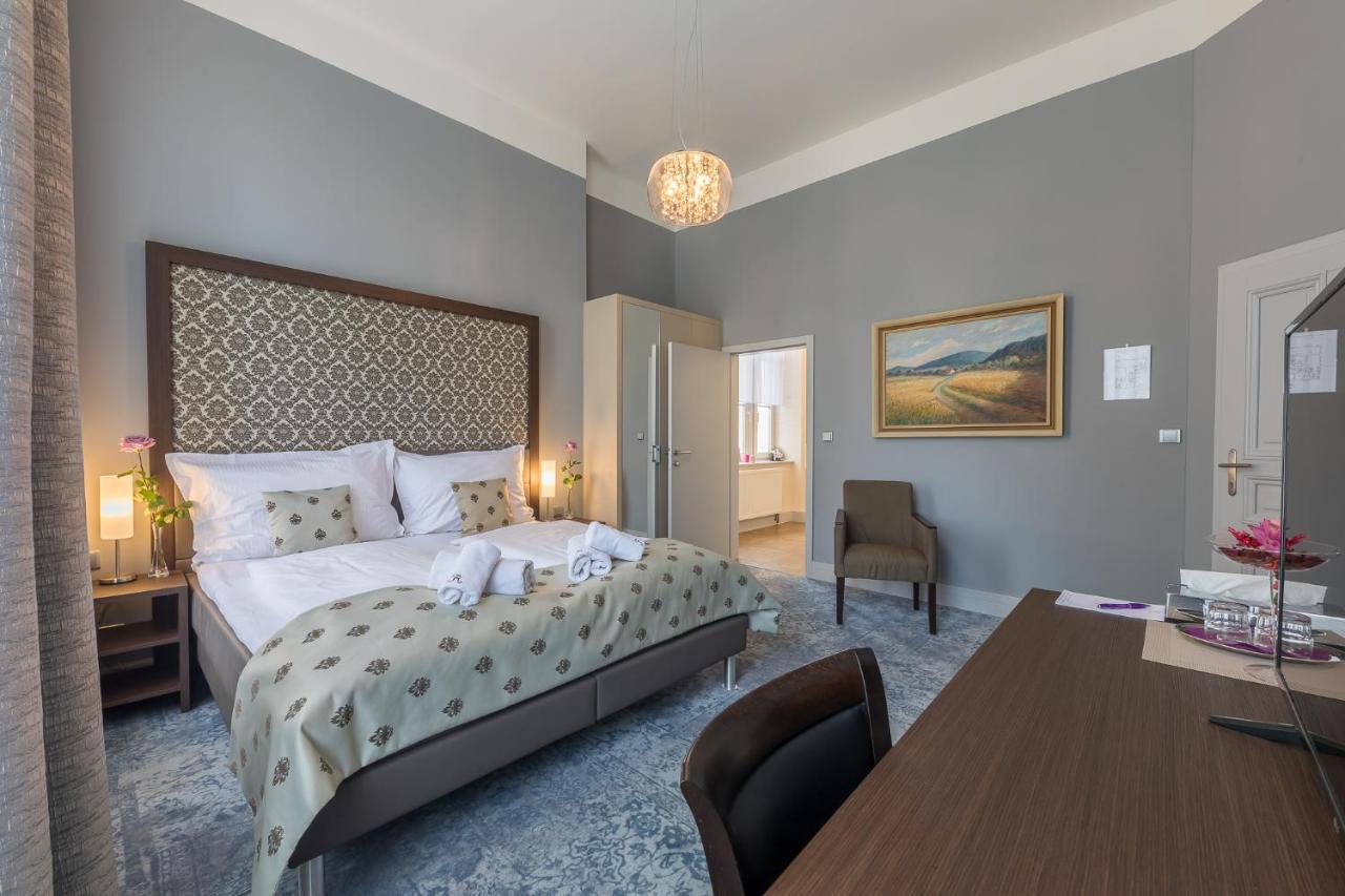 Jeseník Wellness & Spa Hotel Villa Regenhart מראה חיצוני תמונה