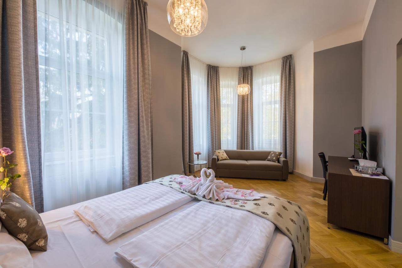 Jeseník Wellness & Spa Hotel Villa Regenhart מראה חיצוני תמונה