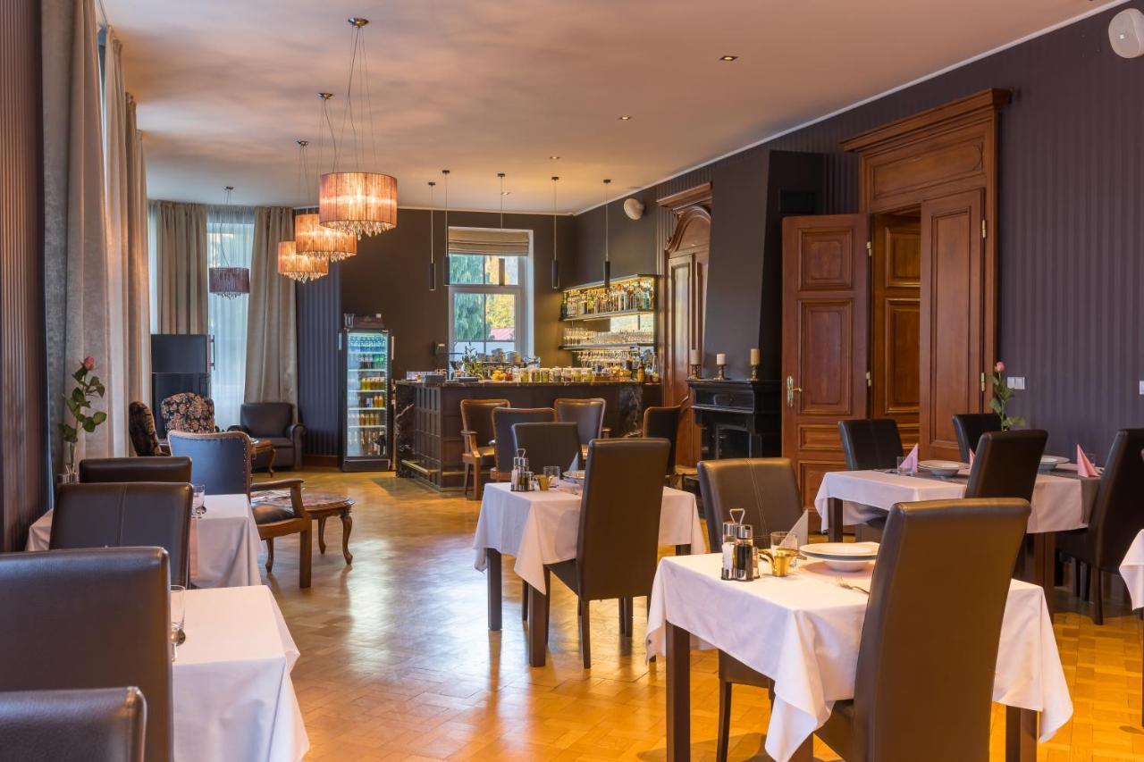 Jeseník Wellness & Spa Hotel Villa Regenhart מראה חיצוני תמונה